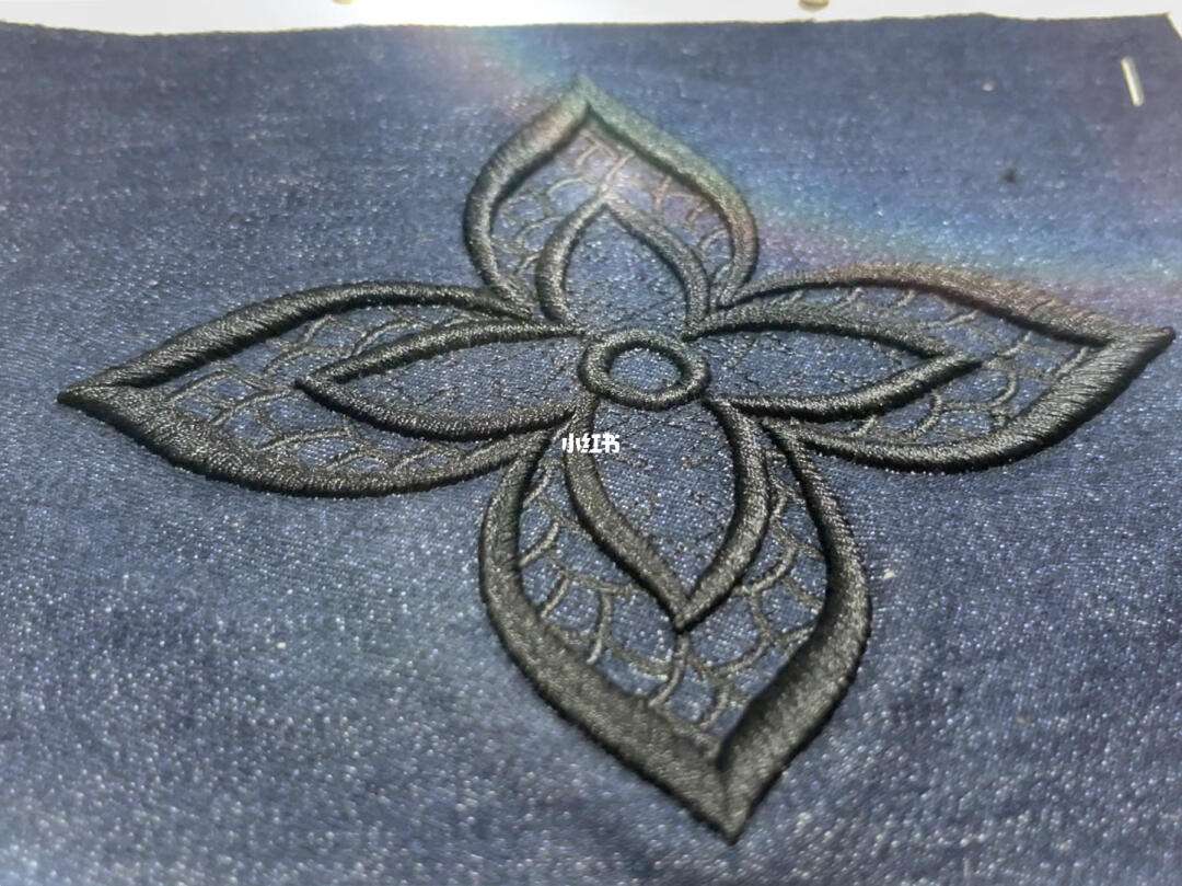 3D立體繡花工藝 兆仔電腦繡花引領(lǐng)時尚新維度